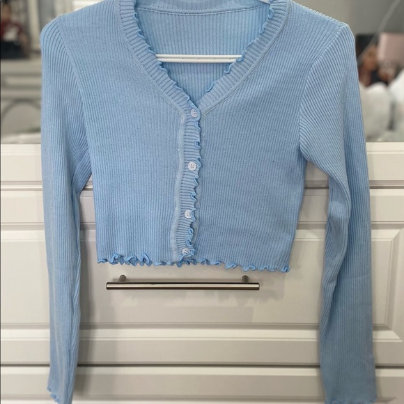 Light Blue Knitted Cardigan - Picture 2 of 2